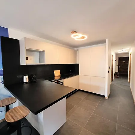 Le Confidentiel - Neuf En Plein Centre, 8 Personnes Mae-2441 Apartment